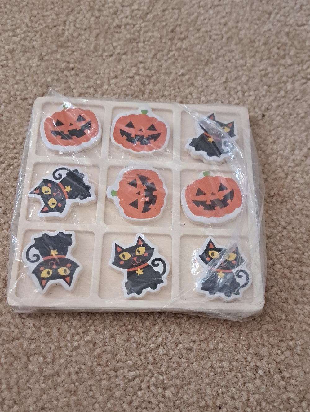 Halloween Pumpkin & Black Cat Wooden Tic-Tac-Toe Game - Seasonal Party Decor